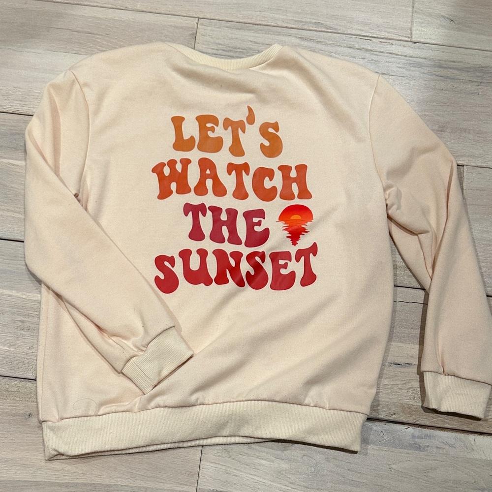Kids Yellow Sweatshirt with Sunset Print “Let’s watch the sunset”